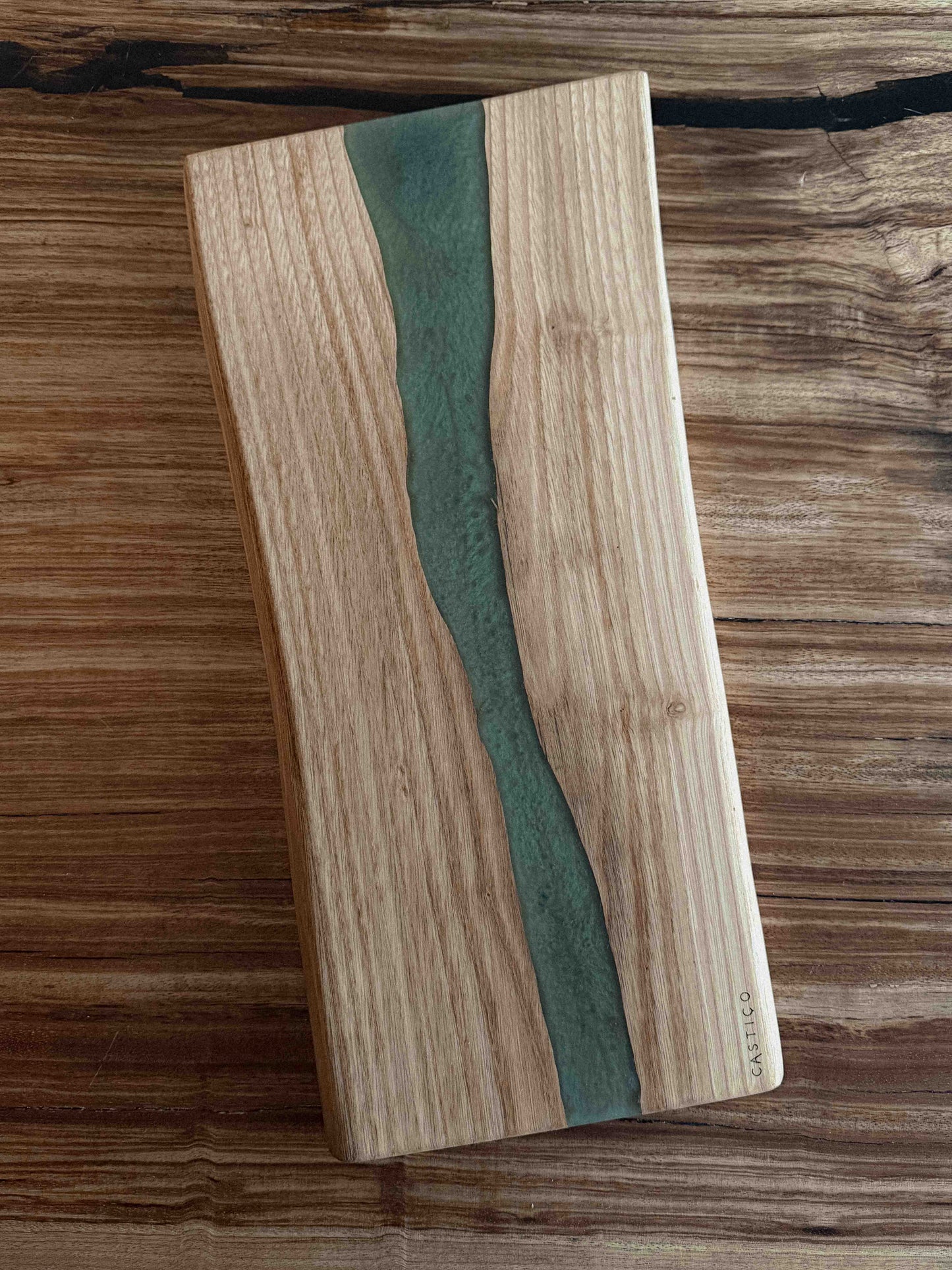 Tábua de Servir Castanho e Epoxy