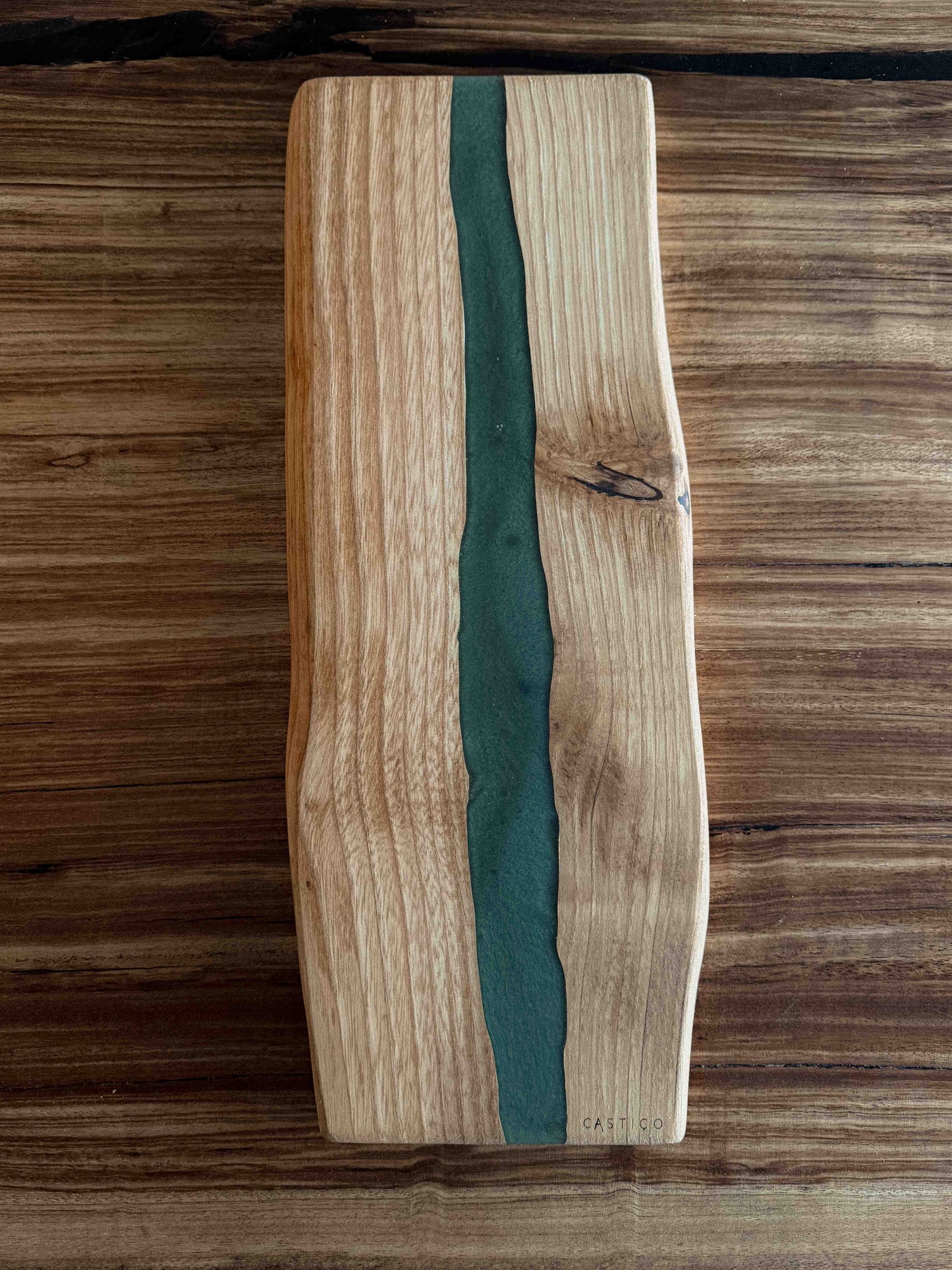 Tábua de Servir Castanho e Epoxy